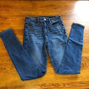 Woman’s AE Jeans